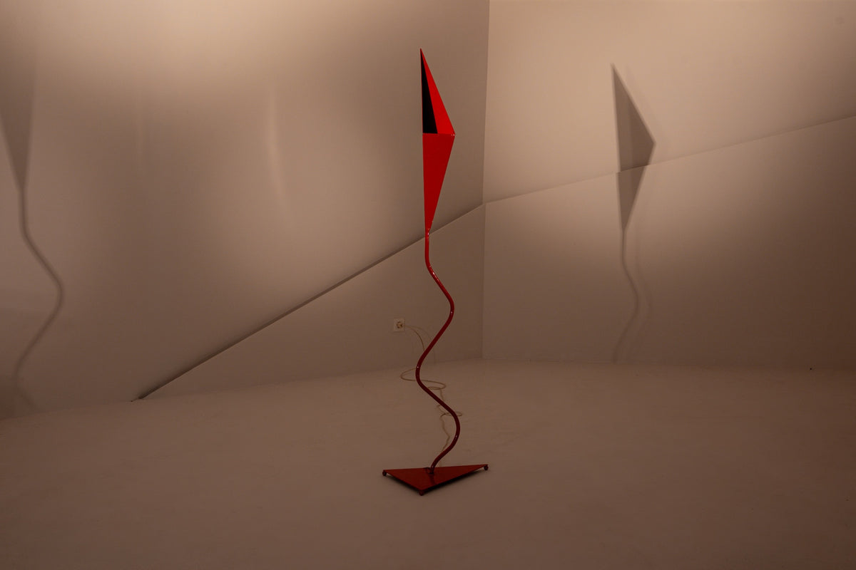 MACKEN. Lámpara de pie geométrica, años 70