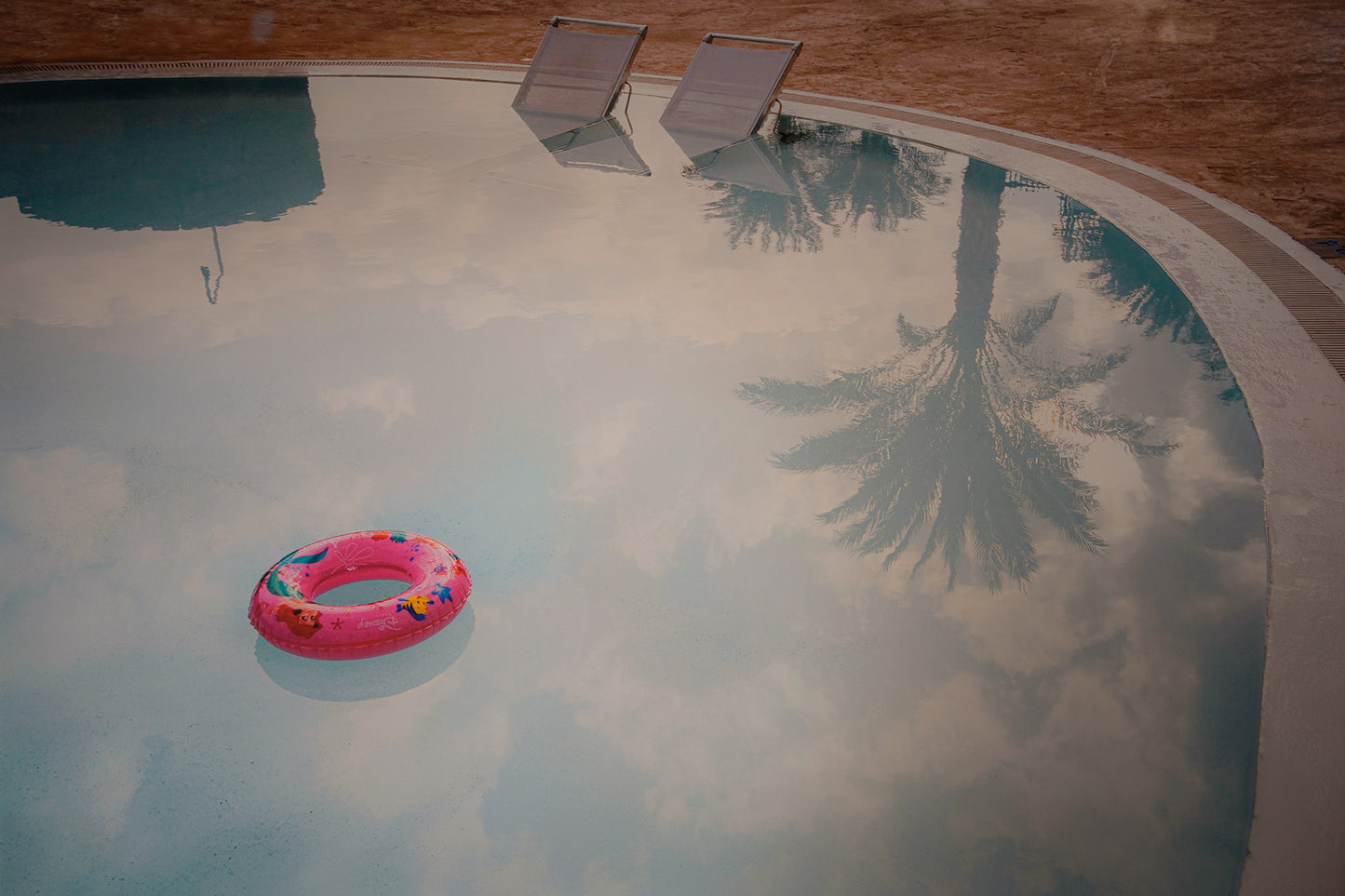 CHILDREN'S POOL.  By Eduardo G. Kaibide