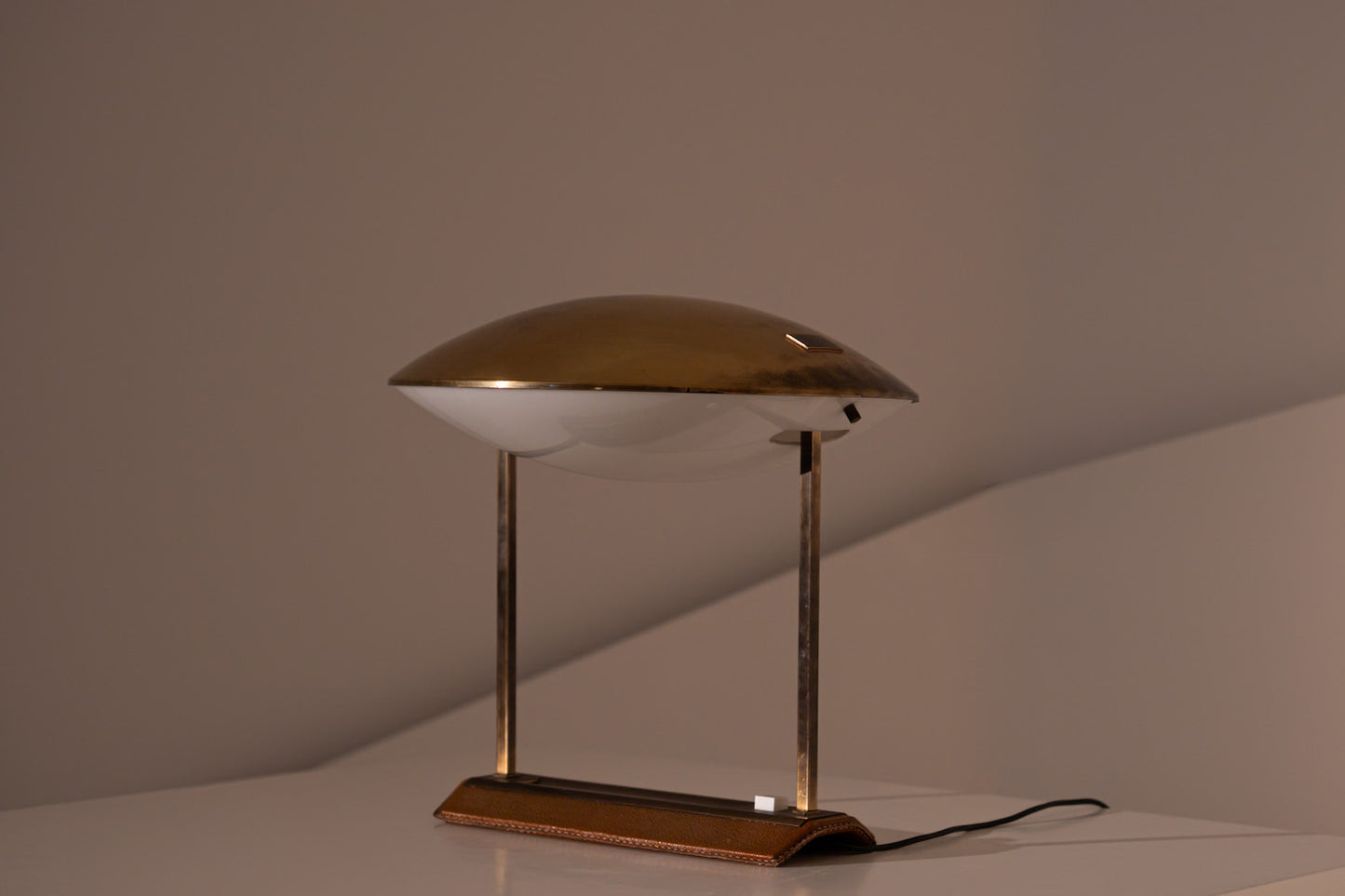 8050 STILNOVO.  By Metalarte, 1960