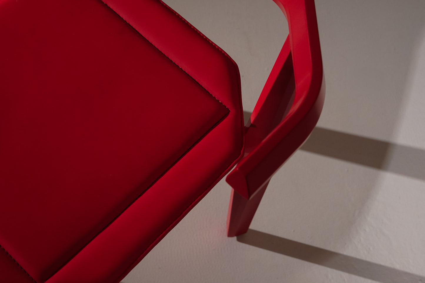 Silla Rasa By: By More Contract