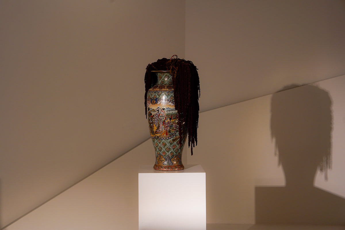 JADE LINES. Jarrón oriental vintage