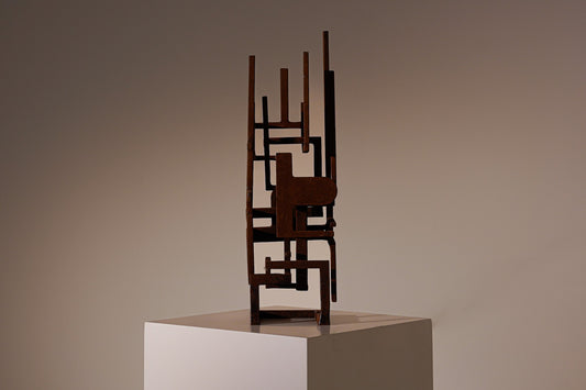 TORRE IX. Escultura geométrica by Corne Nuham