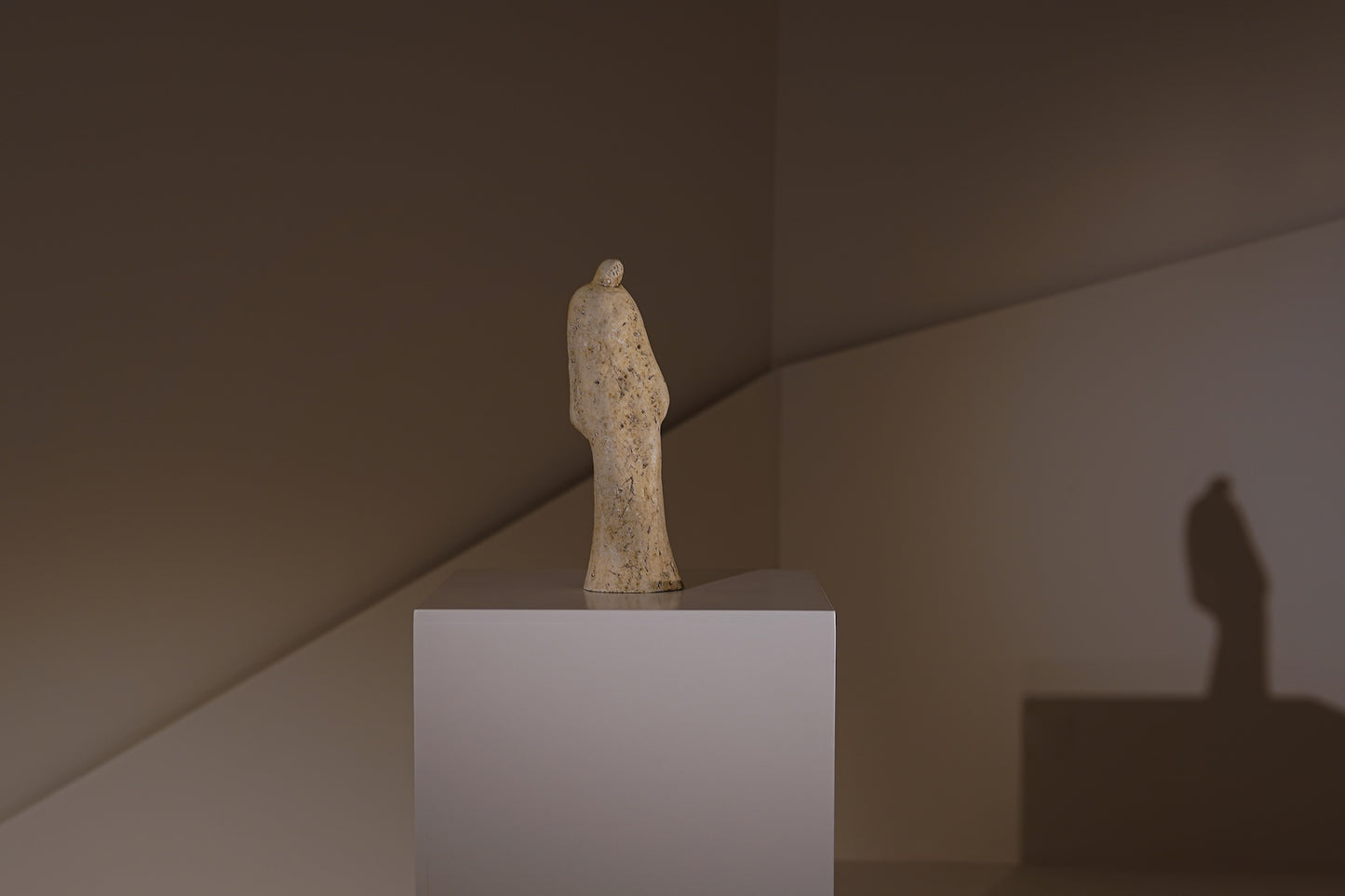 VIGÍA. Escultura de piedra. By Juan Asensio, 1959