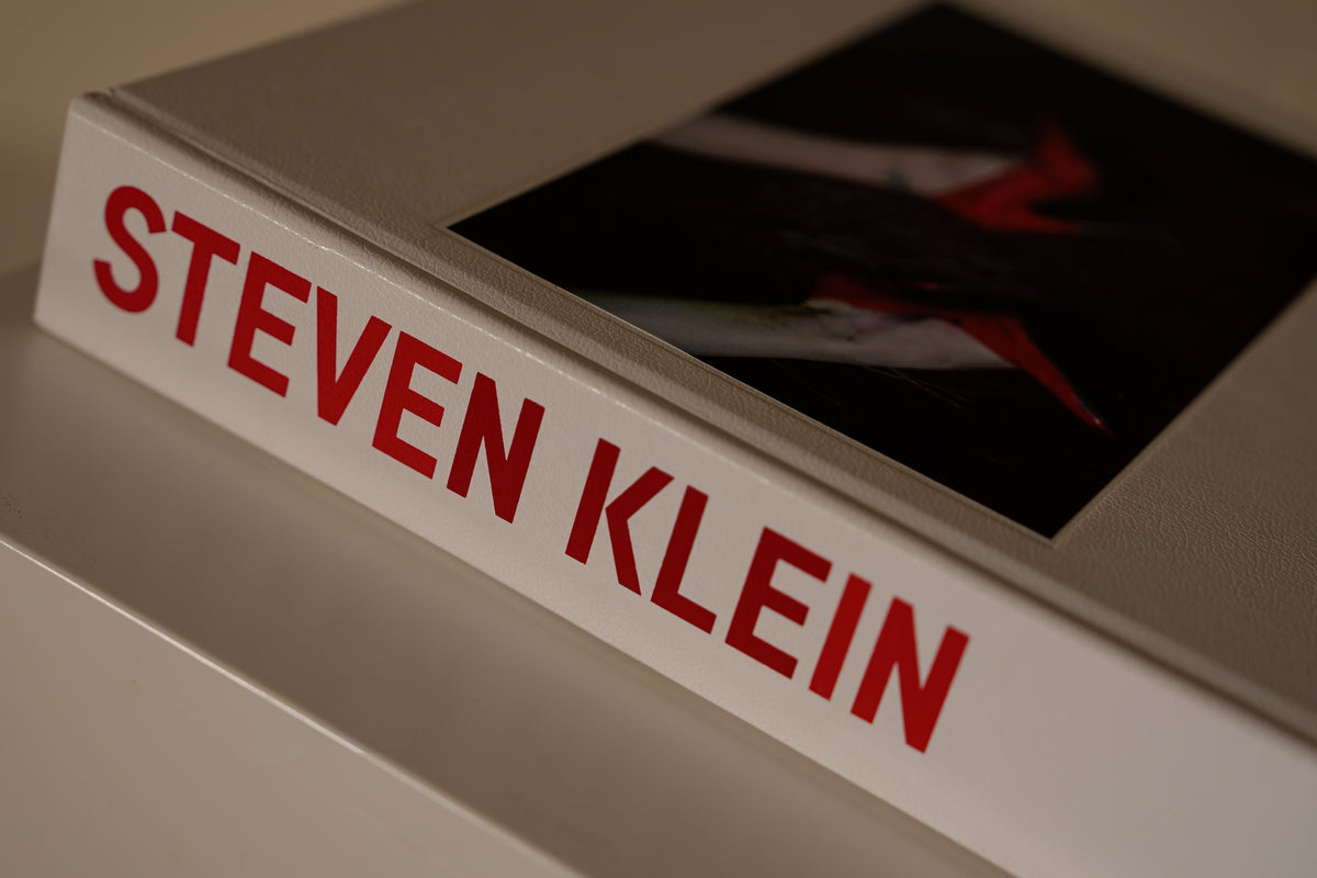 STEVEN KLEIN. La línea entre la ficción y la realidad