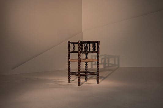 TRAMA CHAIR.