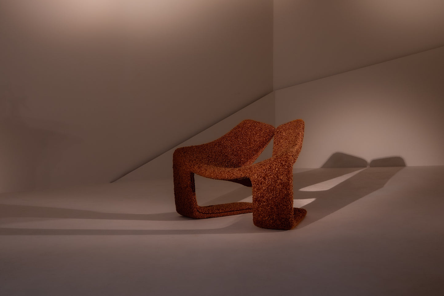 SILLON ZEN. By Kwok Hoi Chan